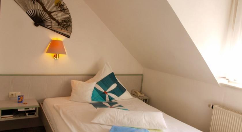 Landgasthaus Bonn Baunatal Habitación foto